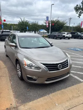 More photos of 2014 Nissan Altima 2.5 S - CALL 770-254-3800 at ALM Nissan Newnan, GA