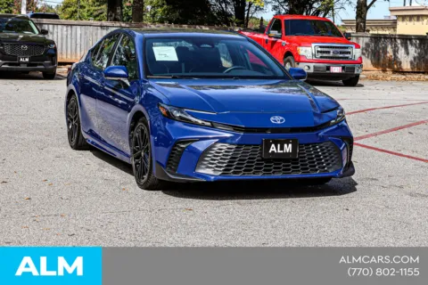 More photos of 2025 Toyota Camry SE - CALL 770-254-3800 at ALM Nissan Newnan, GA