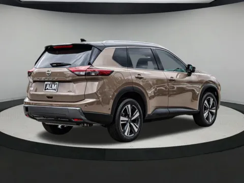 More photos of 2025 Nissan Rogue SL at ALM Nissan Newnan, GA