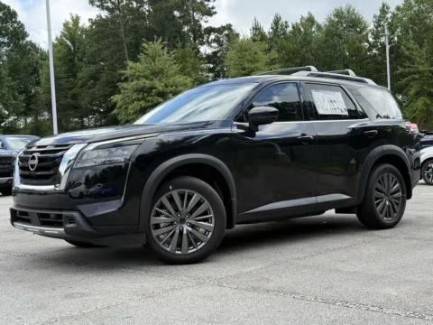 Black 2025 Nissan Pathfinder SL for sale in Newnan, GA