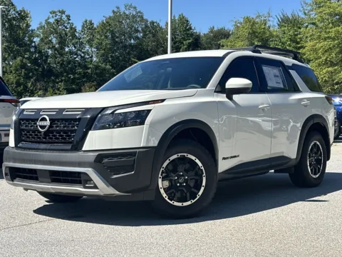 White 2025 Nissan Pathfinder Rock Creek for sale in Newnan, GA