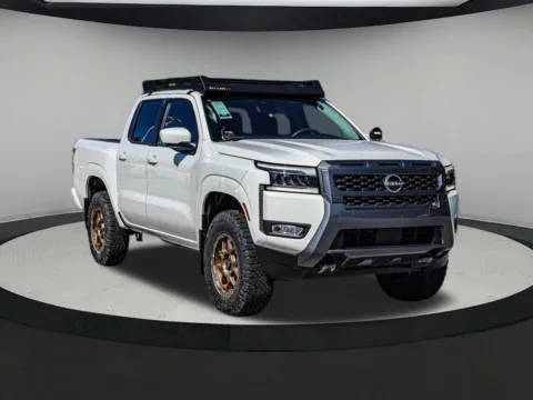 More photos of 2025 Nissan Frontier SL at ALM Nissan Newnan, GA