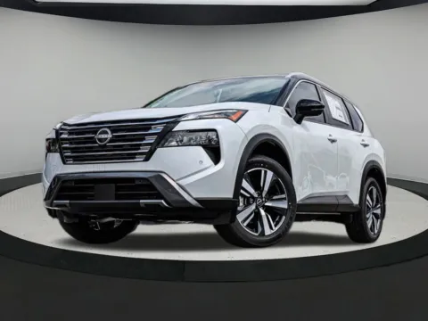 Photos of 2025 Nissan Rogue SL for sale in Newnan, GA at ALM Nissan Newnan