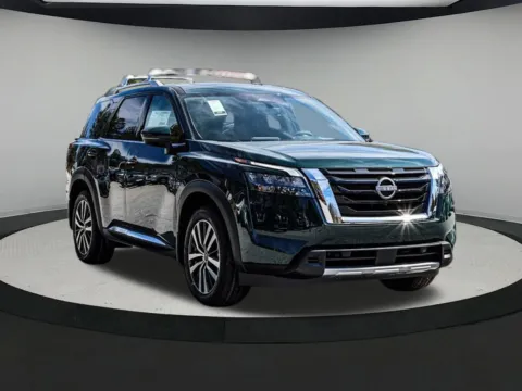 More photos of 2025 Nissan Pathfinder Platinum at ALM Nissan Newnan, GA