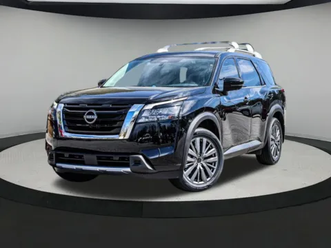 Black 2025 Nissan Pathfinder SL for sale in Newnan, GA