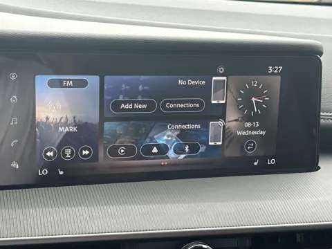 More photos of 2025 Nissan Murano SV at ALM Nissan Newnan, GA