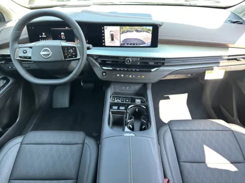Photos of 2025 Nissan Murano Platinum for sale in Newnan, GA at ALM Nissan Newnan