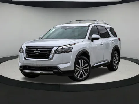 White 2025 Nissan Pathfinder Platinum for sale in Newnan, GA