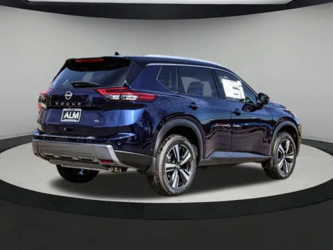 More photos of 2025 Nissan Rogue SL at ALM Nissan Newnan, GA