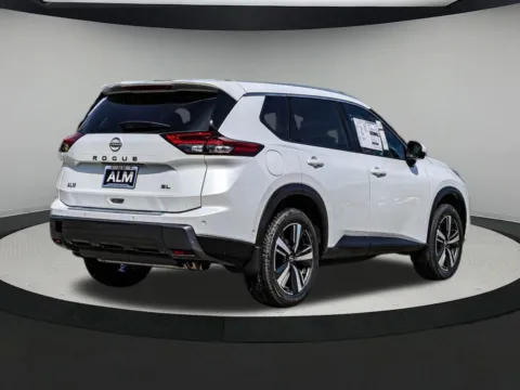More photos of 2025 Nissan Rogue SL at ALM Nissan Newnan, GA