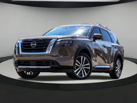 Photos of 2025 Nissan Pathfinder Platinum for sale in Newnan, GA at ALM Nissan Newnan