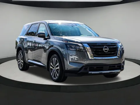 More photos of 2025 Nissan Pathfinder Platinum at ALM Nissan Newnan, GA