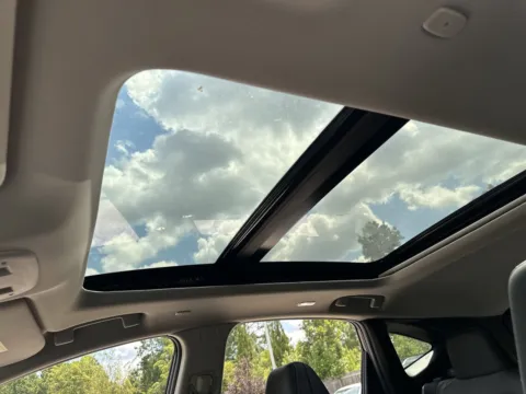 More photos of 2025 Nissan Murano SL at ALM Nissan Newnan, GA