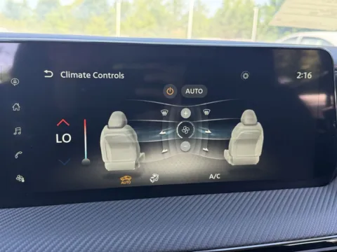 More photos of 2025 Nissan Kicks SR at ALM Nissan Newnan, GA