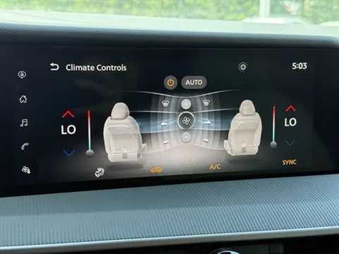 More photos of 2025 Nissan Murano SV at ALM Nissan Newnan, GA