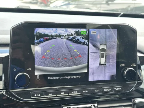 More photos of 2025 Nissan Pathfinder Platinum at ALM Nissan Newnan, GA