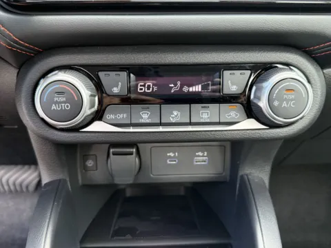 More photos of 2025 Nissan Versa 1.6 SR at ALM Nissan Newnan, GA