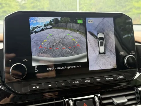 More photos of 2025 Nissan Pathfinder Platinum at ALM Nissan Newnan, GA