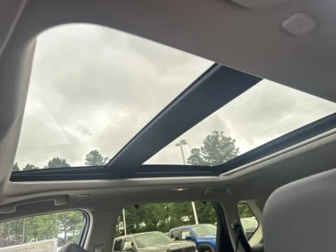 More photos of 2025 Nissan Rogue Platinum at ALM Nissan Newnan, GA