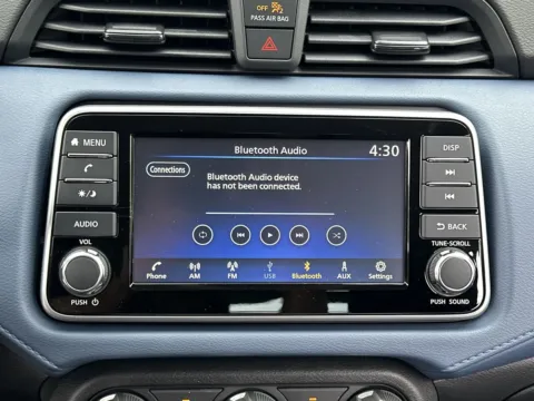 More photos of 2025 Nissan Versa 1.6 SV at ALM Nissan Newnan, GA
