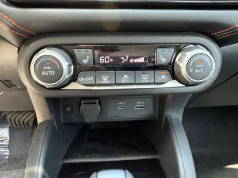 More photos of 2025 Nissan Versa 1.6 SR at ALM Nissan Newnan, GA