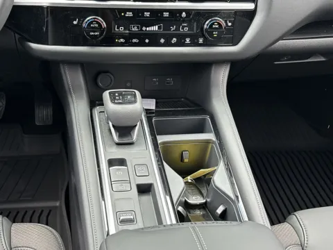 More photos of 2025 Nissan Pathfinder SL at ALM Nissan Newnan, GA