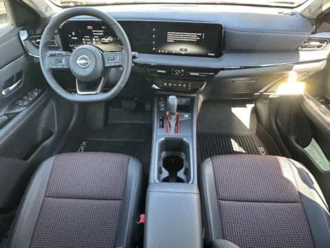 Photos of 2025 Nissan Kicks SR for sale in Newnan, GA at ALM Nissan Newnan