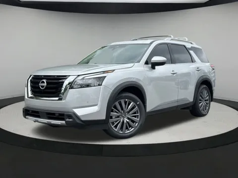 Silver 2025 Nissan Pathfinder SL for sale in Newnan, GA