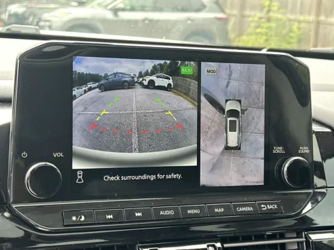 More photos of 2025 Nissan Pathfinder SL at ALM Nissan Newnan, GA