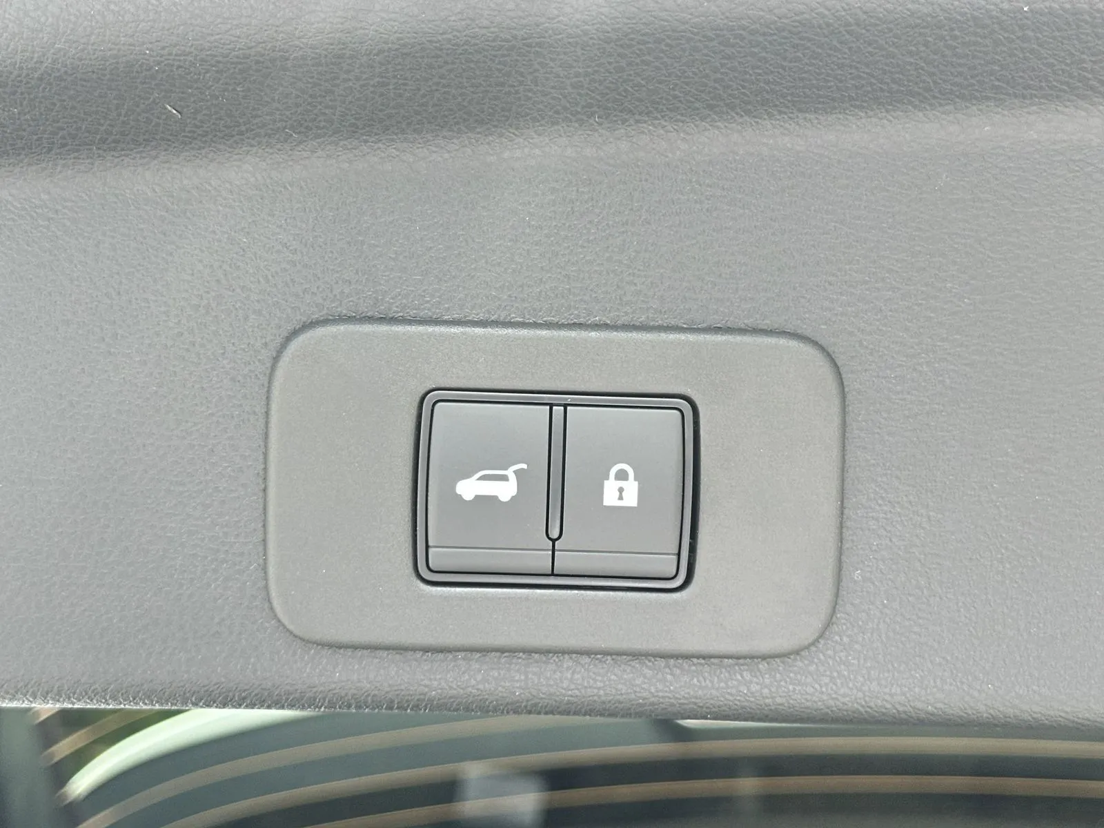 2025 Nissan Murano SV - Photo 27