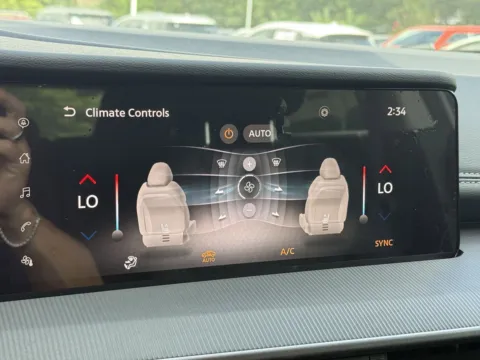 More photos of 2025 Nissan Murano SV at ALM Nissan Newnan, GA