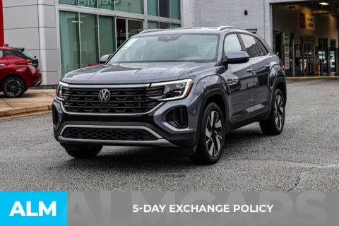 More photos of 2024 Volkswagen Atlas Cross Sport 2.0T SE w/Technology at ALM Nissan Newnan, GA