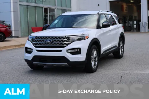 More photos of 2023 Ford Explorer Limited at ALM Nissan Newnan, GA
