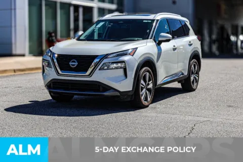More photos of 2023 Nissan Rogue SL at ALM Nissan Newnan, GA