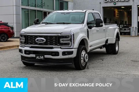 More photos of 2025 Ford F-450SD Platinum at ALM Nissan Newnan, GA