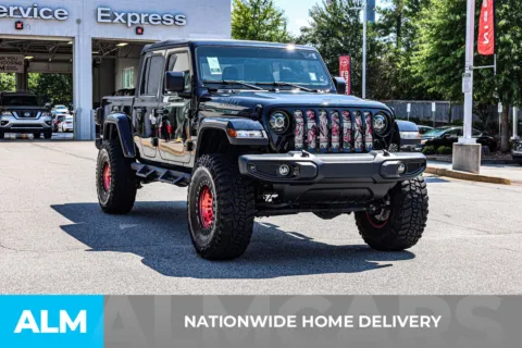 More photos of 2023 Jeep Gladiator Willys at ALM Nissan Newnan, GA