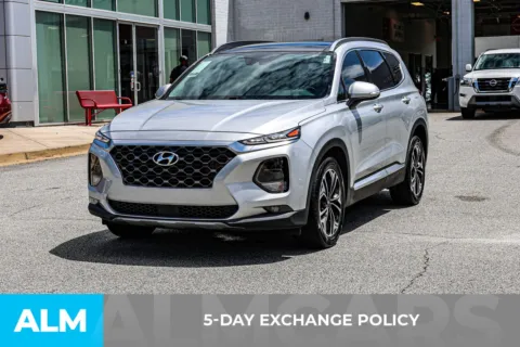 More photos of 2019 Hyundai Santa Fe Limited at ALM Nissan Newnan, GA