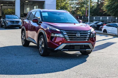 More photos of 2025 Nissan Rogue SL at ALM Nissan Newnan, GA