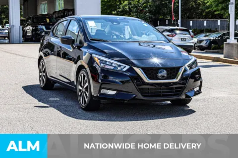 More photos of 2021 Nissan Versa 1.6 SR at ALM Nissan Newnan, GA