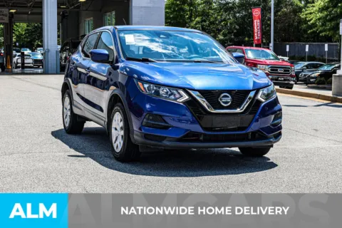 More photos of 2020 Nissan Rogue Sport S at ALM Nissan Newnan, GA
