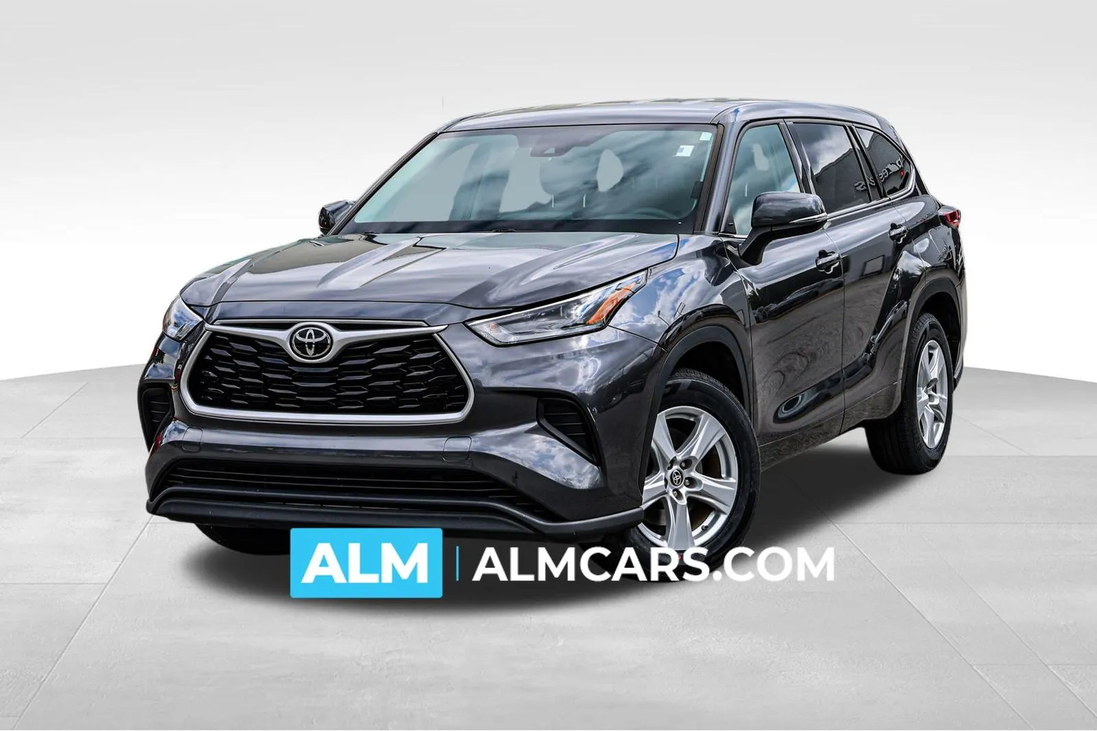 Gray 2021 Toyota Highlander L for sale in Newnan, GA