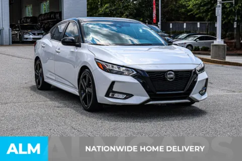 More photos of 2022 Nissan Sentra SR at ALM Nissan Newnan, GA