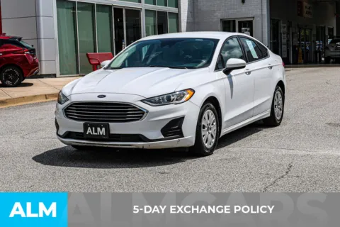 More photos of 2019 Ford Fusion S at ALM Nissan Newnan, GA