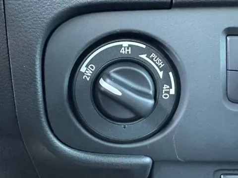 More photos of 2025 Nissan Frontier PRO-4X at ALM Nissan Newnan, GA