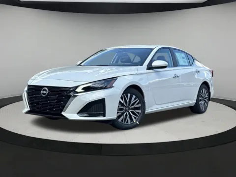 White 2025 Nissan Altima 2.5 SV for sale in Newnan, GA