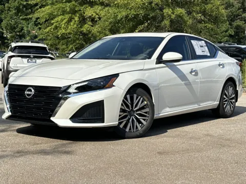 White 2025 Nissan Altima 2.5 SV for sale in Newnan, GA