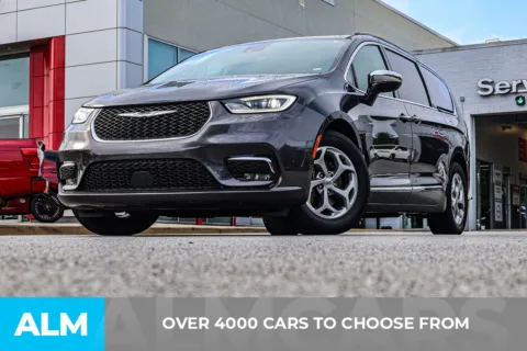 Another view of 2023 Chrysler Pacifica Limited for sale in Newnan, GA at ALM Nissan Newnan