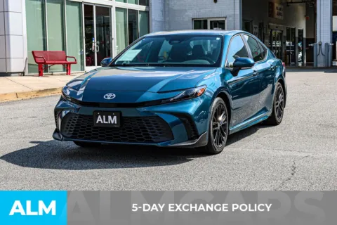 More photos of 2025 Toyota Camry SE at ALM Nissan Newnan, GA