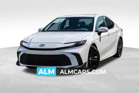 White 2025 Toyota Camry SE for sale in Newnan, GA