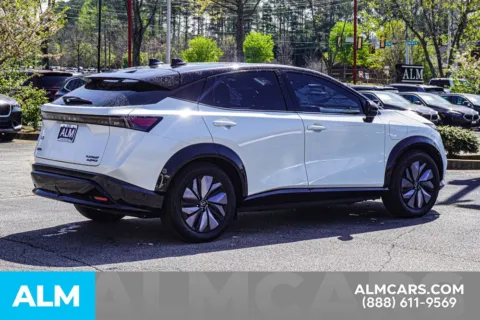 More photos of 2023 Nissan Ariya PLATINUM+ e-4ORCE at ALM Nissan Newnan, GA